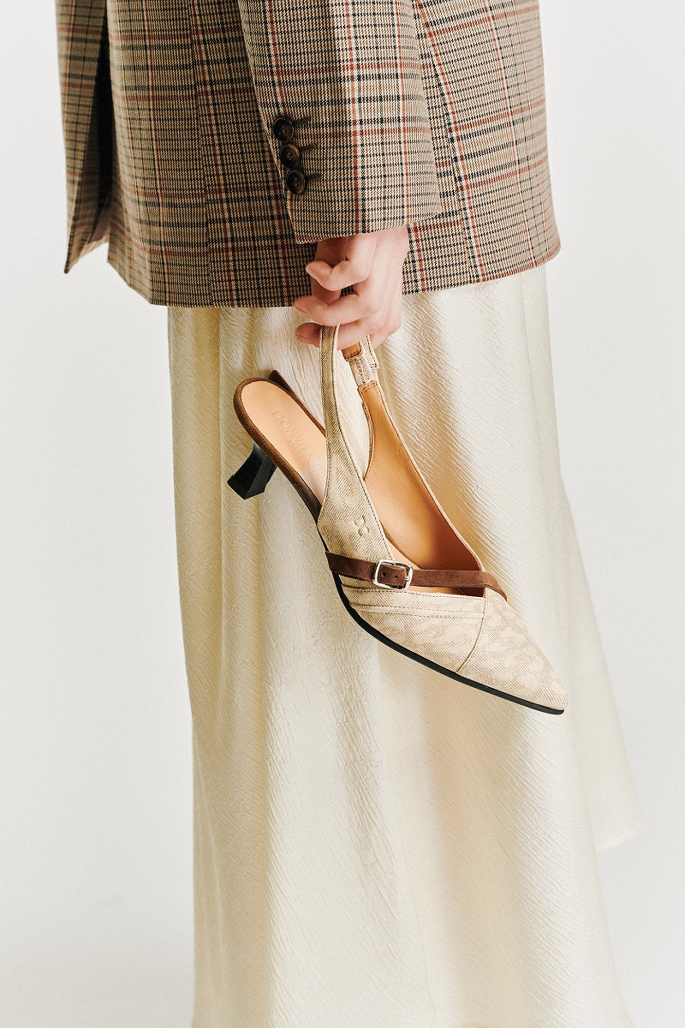 Beige Suede Slingback Alis Blush Safari | Donna Carolina