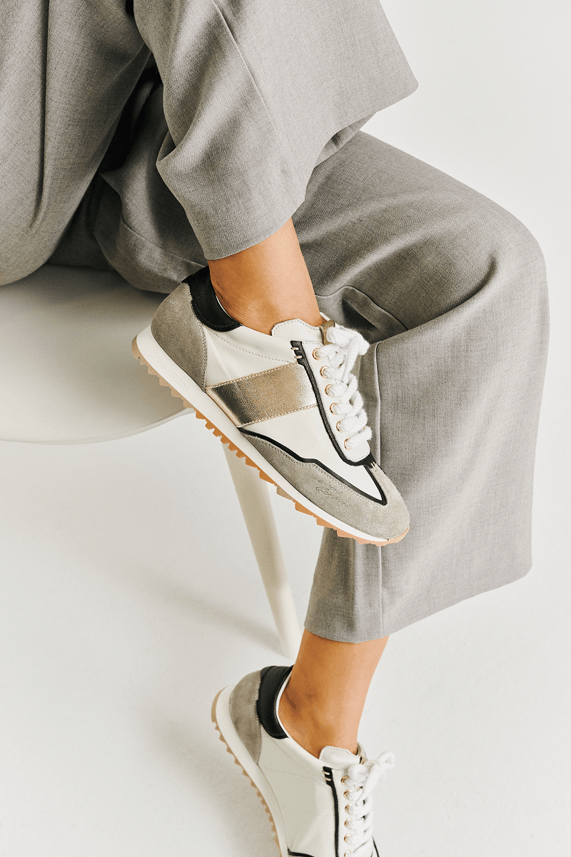 Leichte Naomi-Seide – Calce