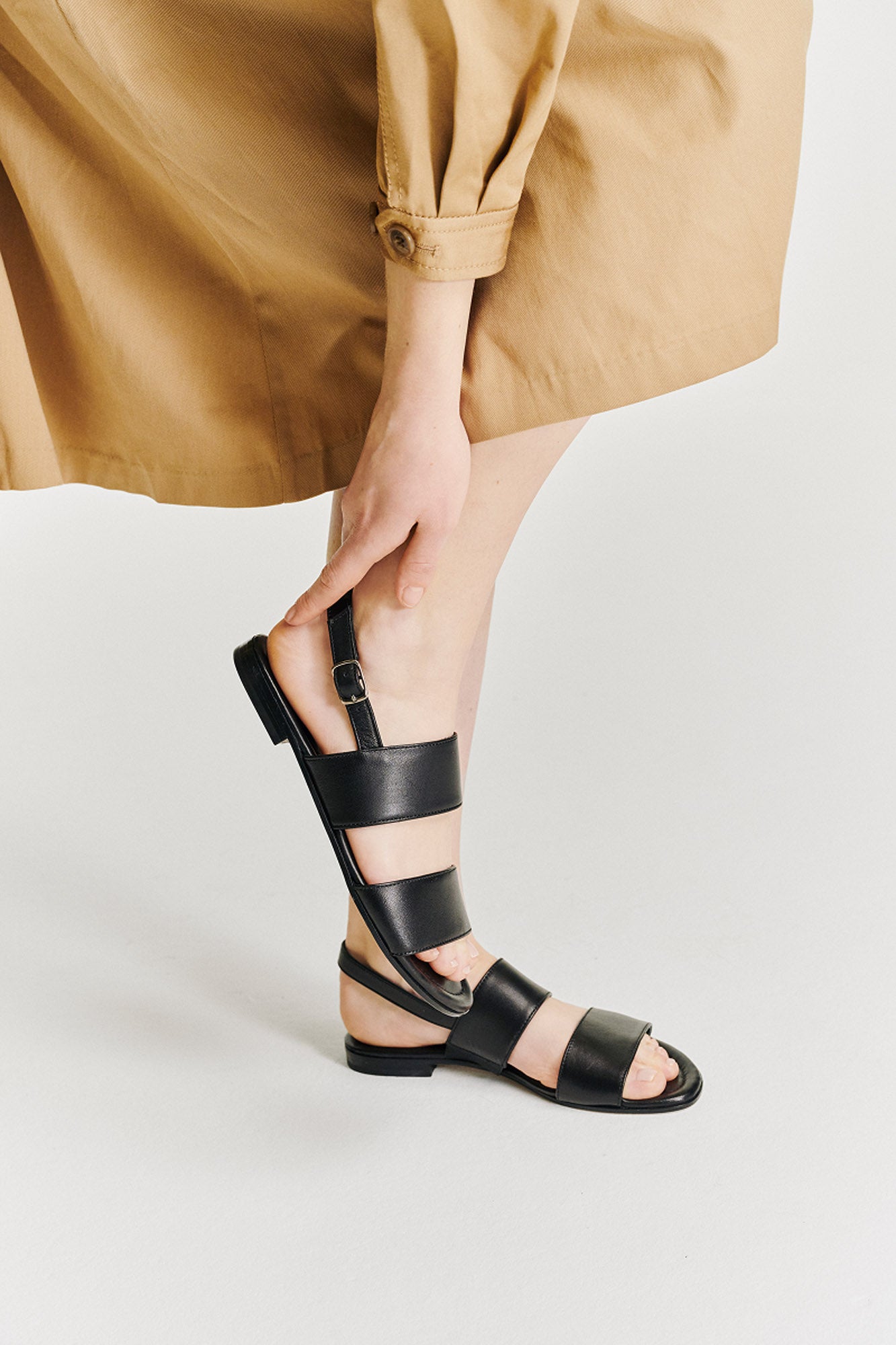 Black Leather Sandals Persia Elen Nappa | Donna Carolina
